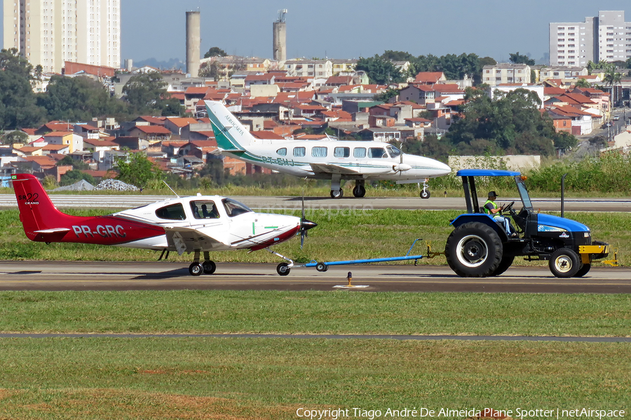 (Private) Cirrus SR22 Grand (PR-GRC) | Photo 639668