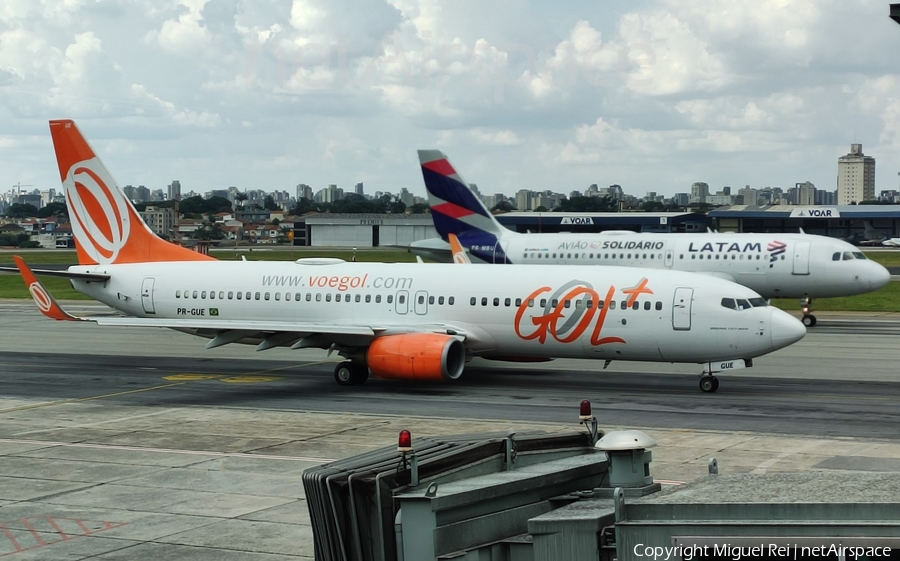 GOL Linhas Aéreas Boeing 737-8EH (PR-GUE) | Photo 502640