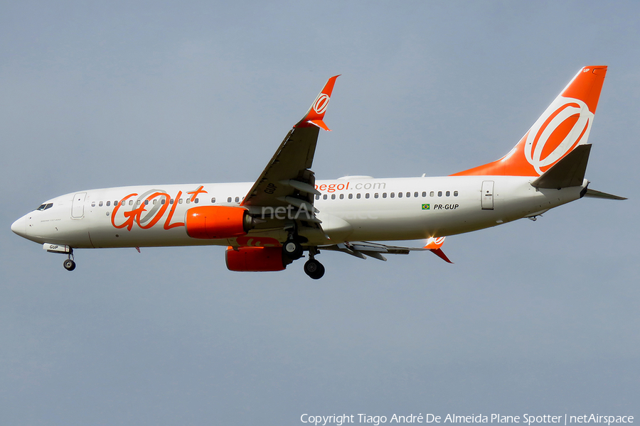 GOL Linhas Aéreas Boeing 737-8HX (PR-GUP) | Photo 355604