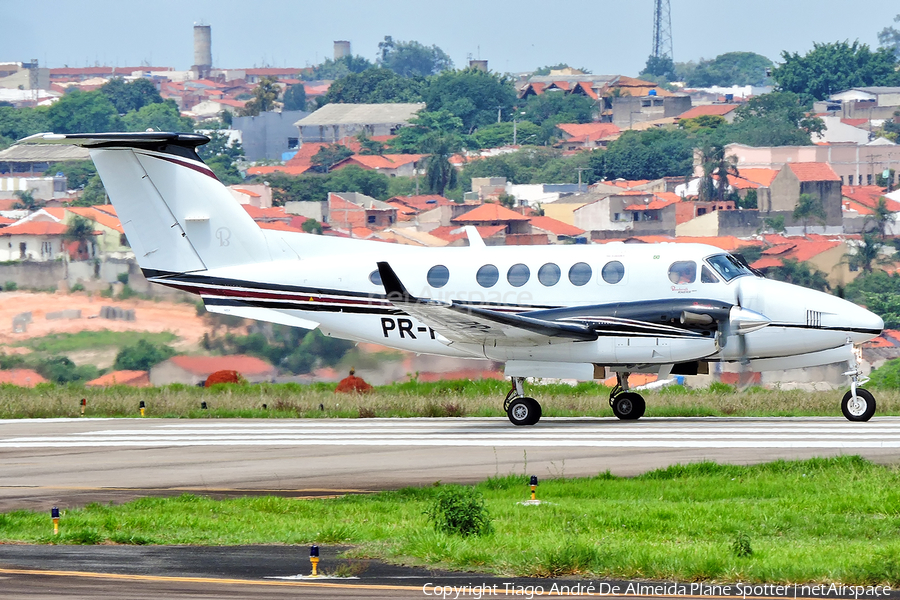 (Private) Beech King Air B200 (PR-HRA) | Photo 541391