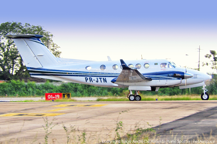 (Private) Beech King Air 250 (PR-JTN) | Photo 526709