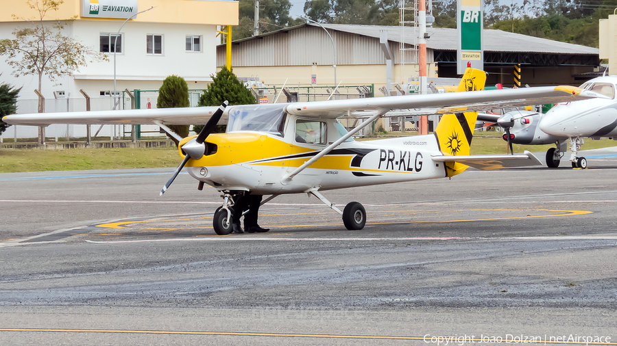Bravo - Escola de Aviação Civil Cessna 152 II (PR-KLG) | Photo 391371