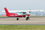 Aeroclube de Bragança Paulista Cessna 152 (PR-LRA) at  Sorocaba - Bertram Luiz Leupolz, Brazil