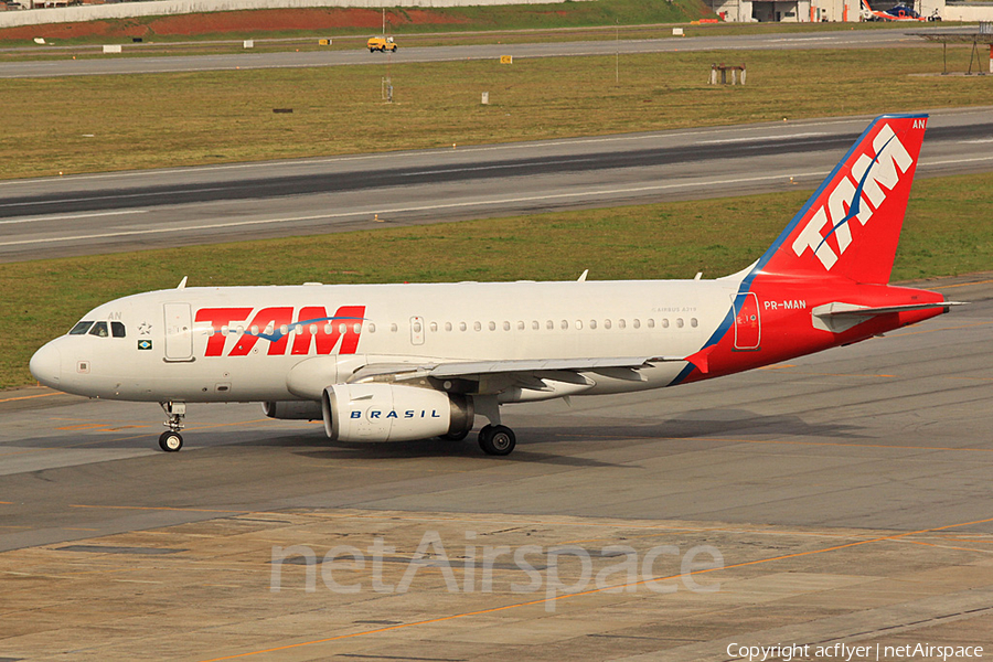 TAM Brazilian Airlines Airbus A319-132 (PR-MAN) | Photo 154438