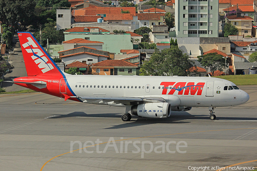 TAM Brazilian Airlines Airbus A319-132 (PR-MAO) | Photo 419058