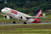 TAM Brazilian Airlines Airbus A320-232 (PR-MBR) at  Sao Paulo - Guarulhos - Andre Franco Montoro (Cumbica), Brazil