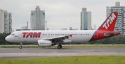 TAM Brazilian Airlines Airbus A320-232 (PR-MBT) at  Goiabeiras-Vitoria, Brazil