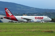 TAM Brazilian Airlines Airbus A319-132 (PR-MBW) at  San Jose - Juan Santamaria International, Costa Rica