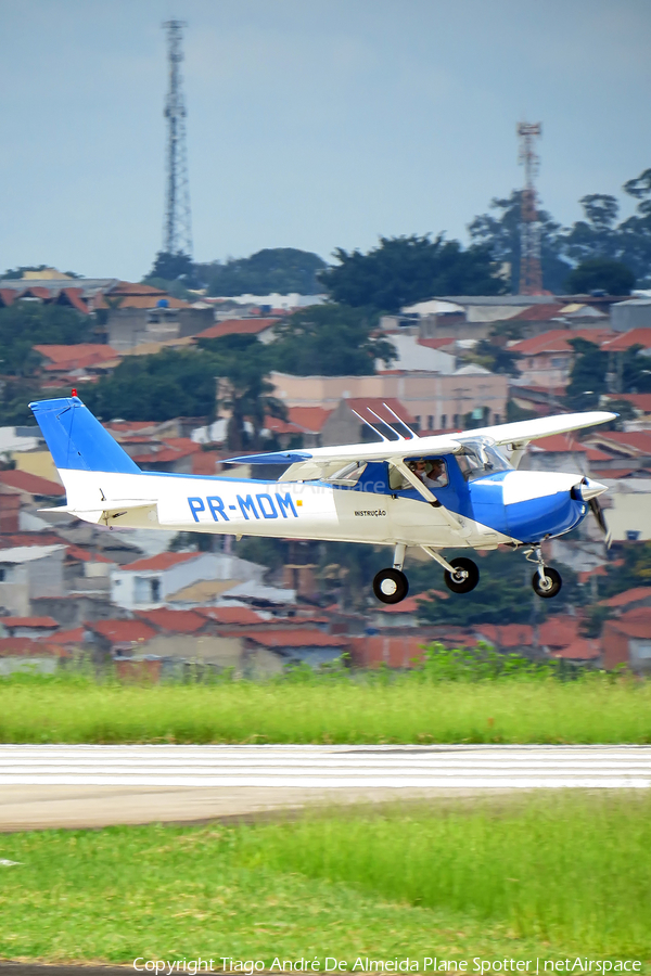 Aeroclube de Sorocaba Cessna 150L (PR-MDM) | Photo 545610