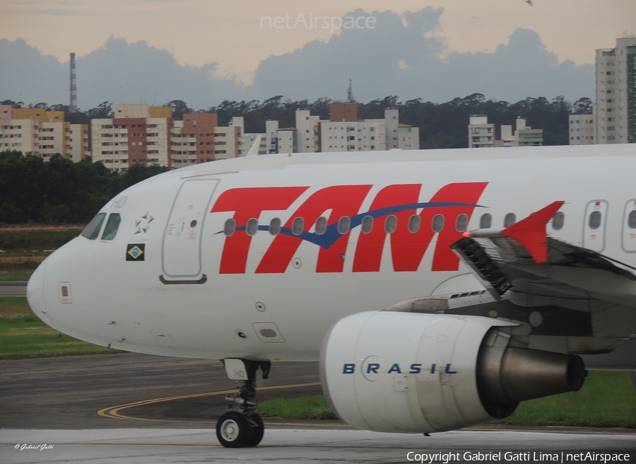 TAM Brazilian Airlines Airbus A320-214 (PR-MHD) | Photo 35115