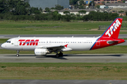 TAM Brazilian Airlines Airbus A320-232 (PR-MHJ) at  Sao Paulo - Guarulhos - Andre Franco Montoro (Cumbica), Brazil