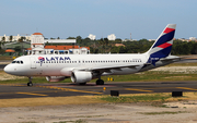 LATAM Airlines Brasil Airbus A320-214 (PR-MHP) at  Salvador - International (Deputado Luís Eduardo Magalhães), Brazil