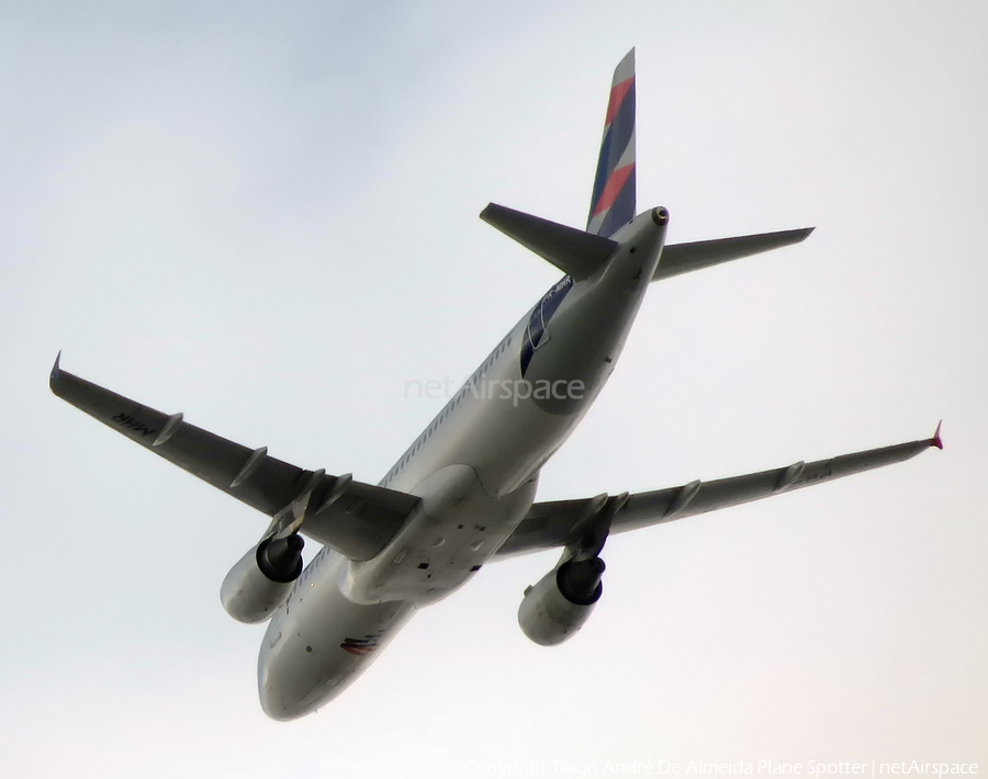 LATAM Airlines Brasil Airbus A320-214 (PR-MHR) | Photo 413644