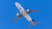 LATAM Airlines Brasil Airbus A320-214 (PR-MHW) at  Sao Paulo - Guarulhos - Andre Franco Montoro (Cumbica), Brazil
