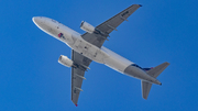 LATAM Airlines Brasil Airbus A320-214 (PR-MHW) at  Sao Paulo - Guarulhos - Andre Franco Montoro (Cumbica), Brazil