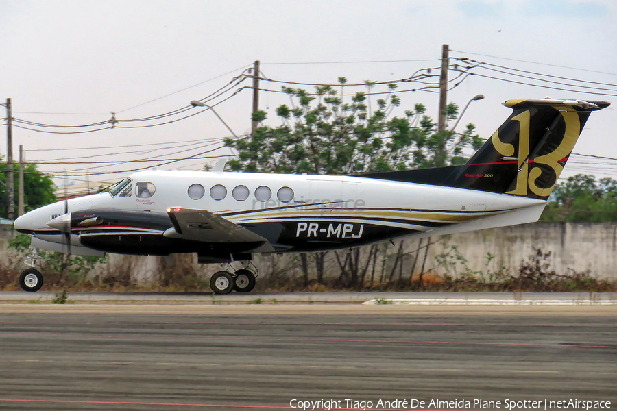 (Private) Beech King Air B200 (PR-MPJ) | Photo 475493