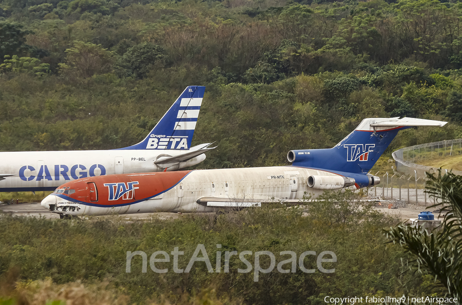 TAF Linhas Aéreas Boeing 727-222F (PR-MTK) | Photo 548584