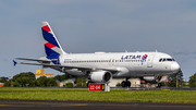 LATAM Airlines Brasil Airbus A320-214 (PR-MYK) at  Uberlândia - Tenente Coronel Aviador César Bombonato, Brazil