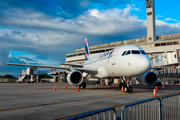 LATAM Airlines Brasil Airbus A319-112 (PR-MYL) at  Rio De Janeiro - Galeao - Antonio Carlos Jobim International, Brazil