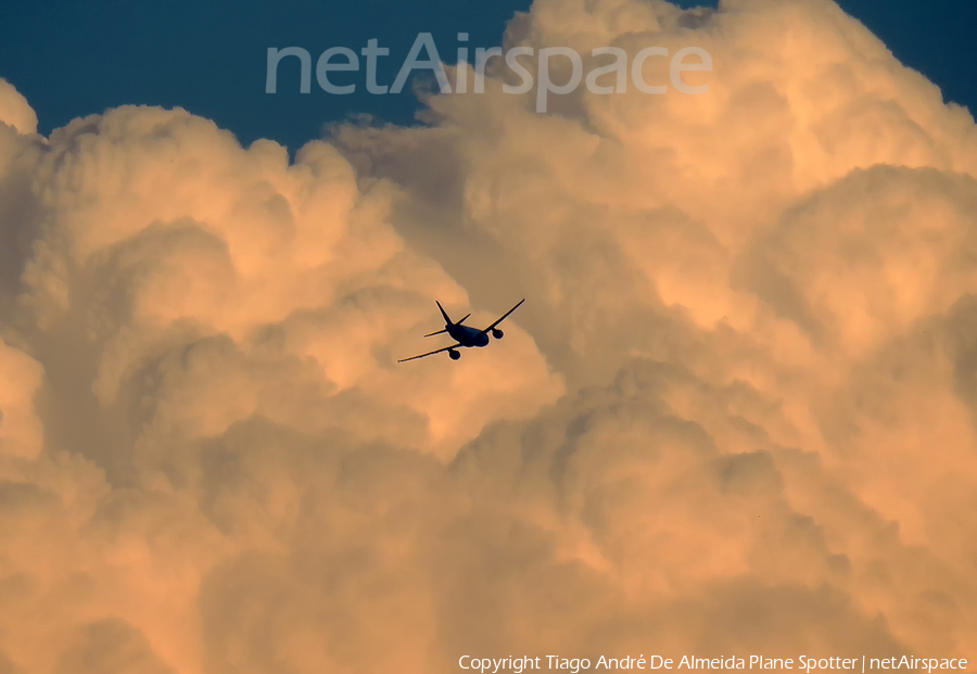 LATAM Airlines Brasil Airbus A319-112 (PR-MYL) | Photo 356522