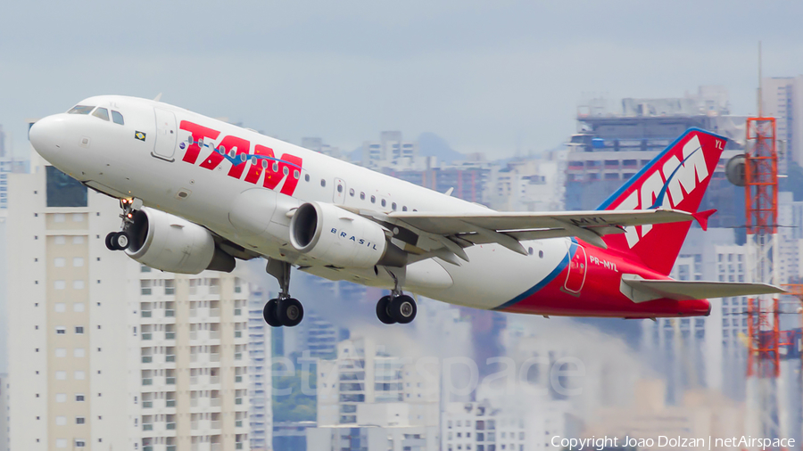 TAM Brazilian Airlines Airbus A319-112 (PR-MYL) | Photo 362491