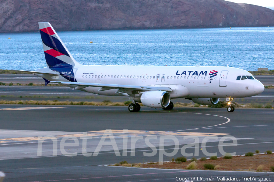 LATAM Airlines Brasil Airbus A320-214 (PR-MYN) | Photo 446534