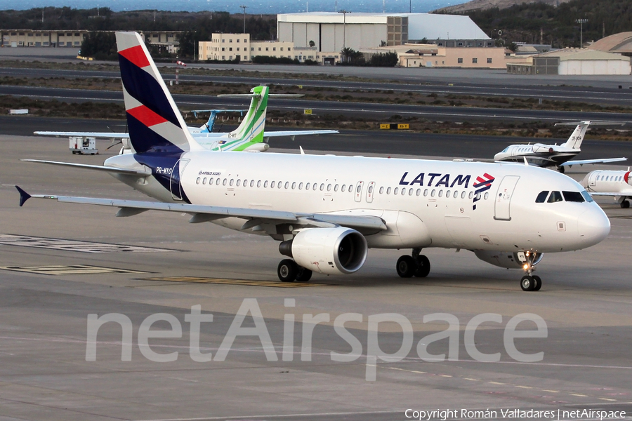 LATAM Airlines Brasil Airbus A320-214 (PR-MYO) | Photo 445969