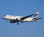 LATAM Airlines Brasil Airbus A320-214 (PR-MYP) at  Sao Paulo - Guarulhos - Andre Franco Montoro (Cumbica), Brazil