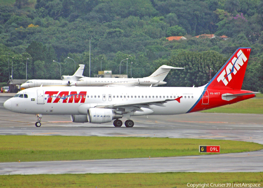 TAM Brazilian Airlines Airbus A320-214 (PR-MYT) | Photo 143863
