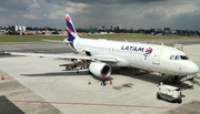 LATAM Airlines Brasil Airbus A320-214 (PR-MYV) at  Sao Paulo - Congonhas, Brazil