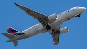 TAM Brazilian Airlines Airbus A320-214 (PR-MYY) at  Curitiba - Afonso Pena International, Brazil