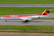 Avianca Brazil (Oceanair) Fokker 100 (PR-OAR) at  Sao Paulo - Guarulhos - Andre Franco Montoro (Cumbica), Brazil