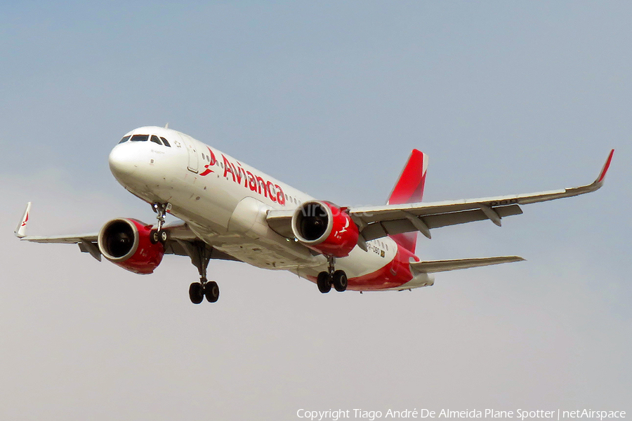 Avianca Brazil (Oceanair) Airbus A320-251N (PR-OBD) | Photo 425209