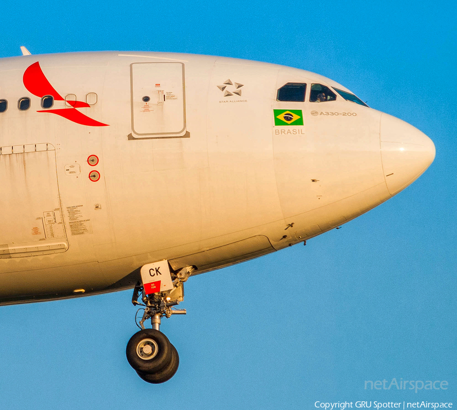 Avianca Brazil (Oceanair) Airbus A330-243 (PR-OCK) | Photo 331551