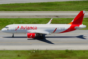 Avianca Brazil (Oceanair) Airbus A320-214 (PR-OCP) at  Sao Paulo - Guarulhos - Andre Franco Montoro (Cumbica), Brazil