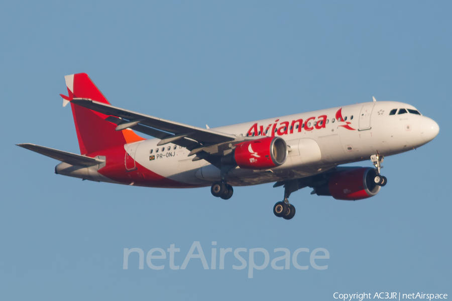 Avianca Brazil (Oceanair) Airbus A319-115 (PR-ONJ) | Photo 328469