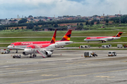 Avianca Brazil (Oceanair) Airbus A318-121 (PR-ONR) at  Sao Paulo - Guarulhos - Andre Franco Montoro (Cumbica), Brazil