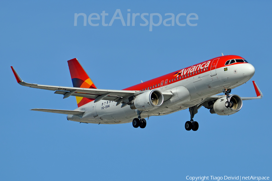 Avianca Brazil (Oceanair) Airbus A320-214 (PR-ONW) | Photo 331706