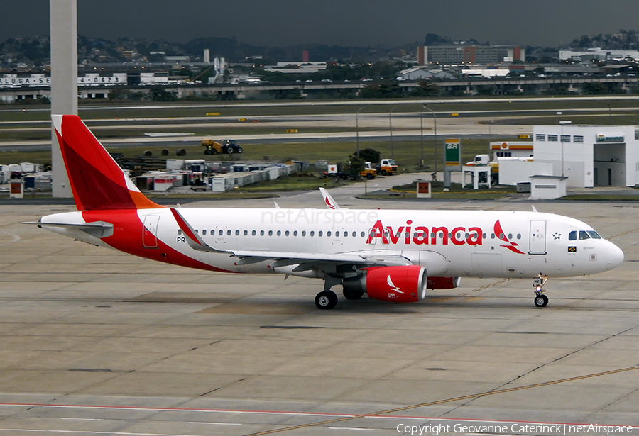 Avianca Brazil (Oceanair) Airbus A320-214 (PR-ONZ) | Photo 337923