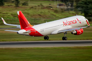 Avianca Brazil (Oceanair) Airbus A320-214 (PR-ONZ) at  Sao Paulo - Guarulhos - Andre Franco Montoro (Cumbica), Brazil