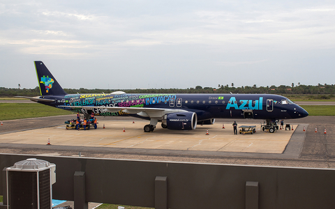 Azul Linhas Aereas Brasileiras Embraer ERJ-195E2 (ERJ-190-400STD) (PR-PJN) at  Parnaíba - Prefeito Dr. João Silva Filho Internationa, Brazil