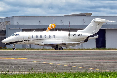 (Private) Bombardier BD-100-1A10 Challenger 300 (PR-RBZ) at  Sorocaba - Bertram Luiz Leupolz, Brazil