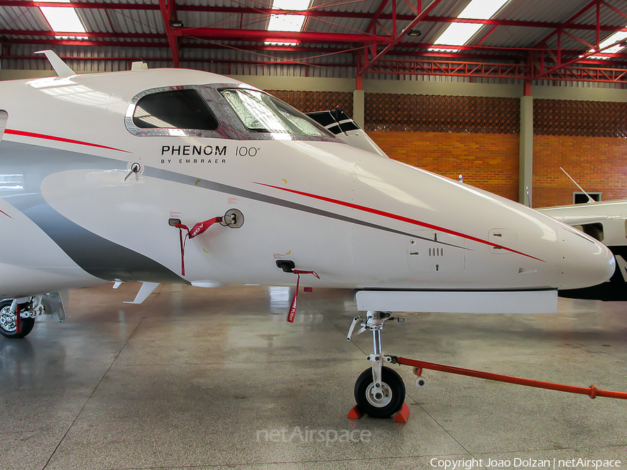 (Private) Embraer EMB-500 Phenom 100 (PR-RHB) | Photo 396542