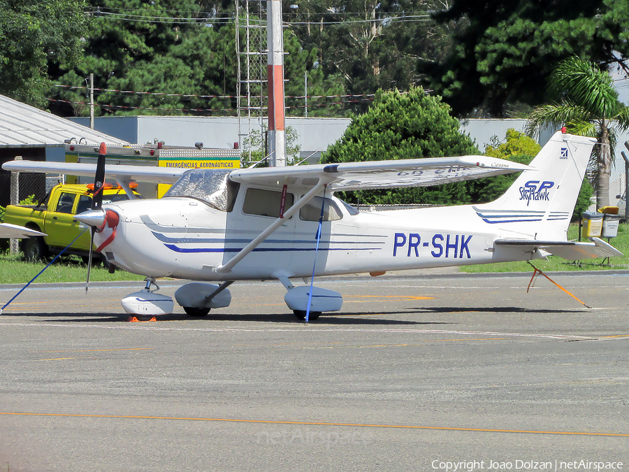 (Private) Cessna 172S Skyhawk SP (PR-SHK) | Photo 378687