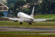 Sideral Linhas Aéreas Boeing 737-4Y0(SF) (PR-SLU) at  Sao Paulo - Guarulhos - Andre Franco Montoro (Cumbica), Brazil