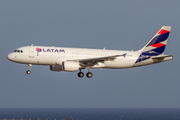 LATAM Airlines Brasil Airbus A320-214 (PR-TQB) at  Gran Canaria, Spain