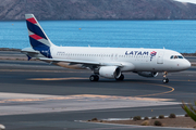 LATAM Airlines Brasil Airbus A320-214 (PR-TQC) at  Gran Canaria, Spain