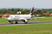 LATAM Airlines Brasil Airbus A320-214 (PR-TYF) at  Teresina - Senador Petrônio Portella, Brazil