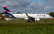 LATAM Airlines Brasil Airbus A320-214 (PR-TYN) at  Teresina - Senador Petrônio Portella, Brazil
