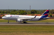 LATAM Airlines Brasil Airbus A320-214 (PR-TYR) at  Teresina - Senador Petrônio Portella, Brazil